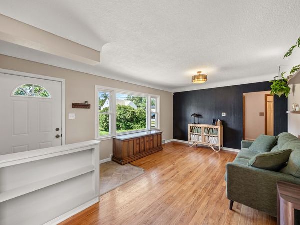 6001 Snyder Avenue, Des Moines, IA 50322