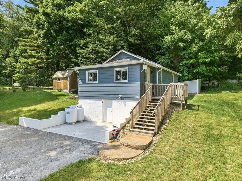 32880 Camp Drive, Hanoverton, OH 44423 Photo 3
