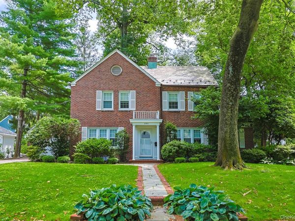 280 Park Avenue, Manhasset, NY 11030