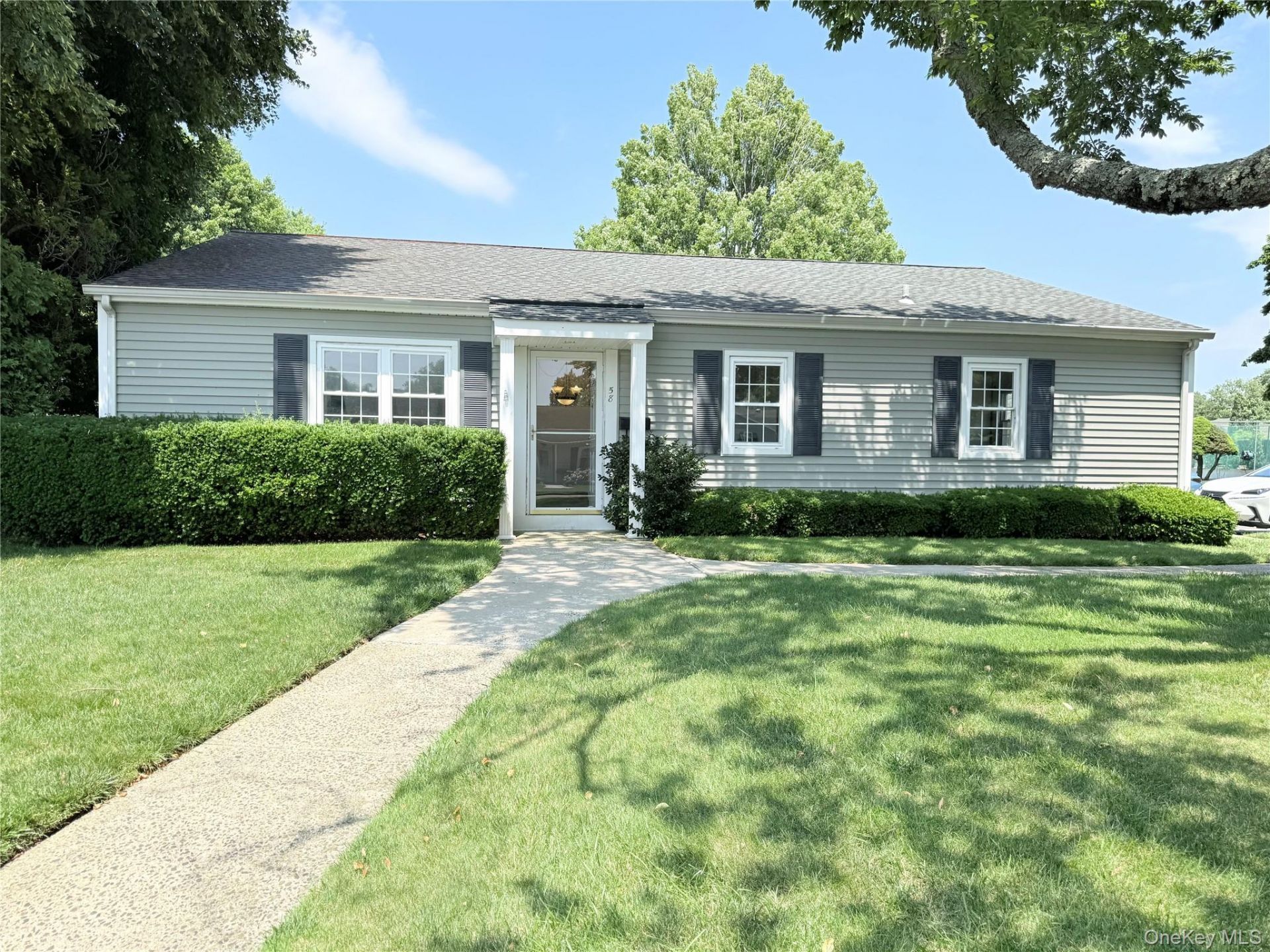 58 Harbor Road N, Amityville, NY 11701 Main Photo