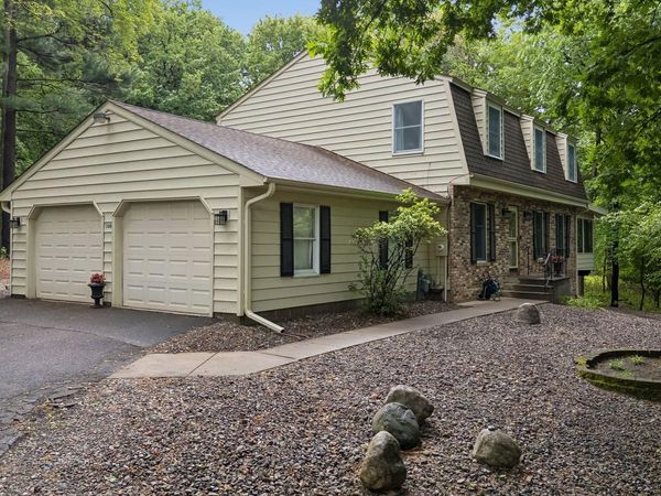 360 Quail Road, Dellwood, MN 55110