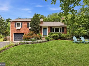 303 LANDSENDE ROAD, DEVON, PA 19333