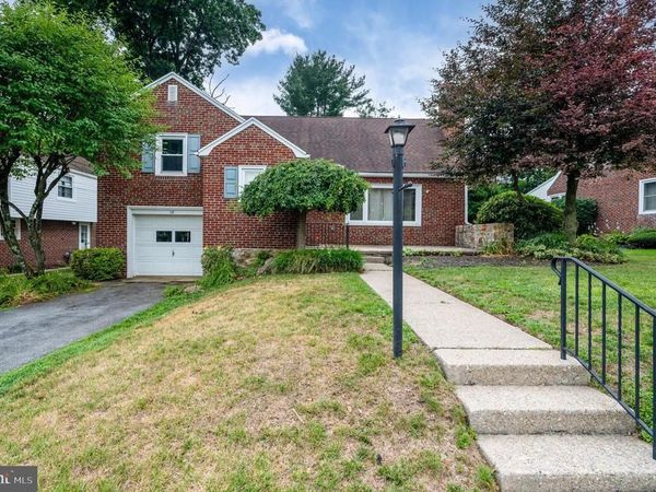 118 EMERALD AVENUE, READING, PA 19606