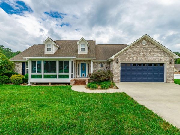 12210 Macon Way, Soddy Daisy, TN 37379