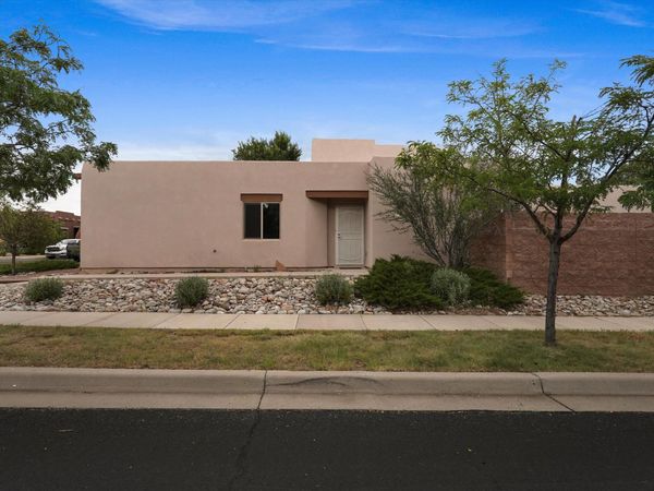 42 Victorio Peak , Santa Fe, NM 87508