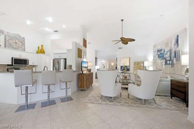 2515 Talon Ct, Unit 404, Naples, FL 34105 Photo