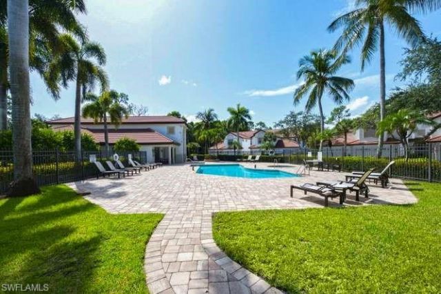 2515 Talon Ct, Unit 404, Naples, FL 34105 Photo
