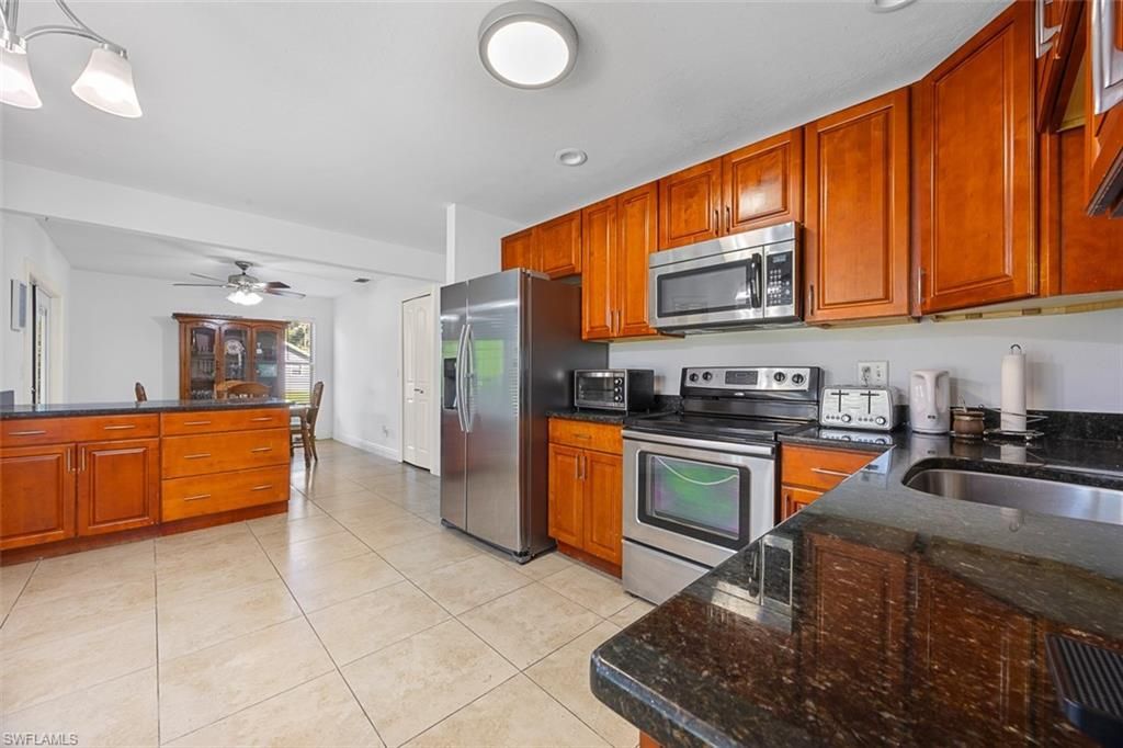 441 3rd St Sw, Naples, FL 34117 Photo