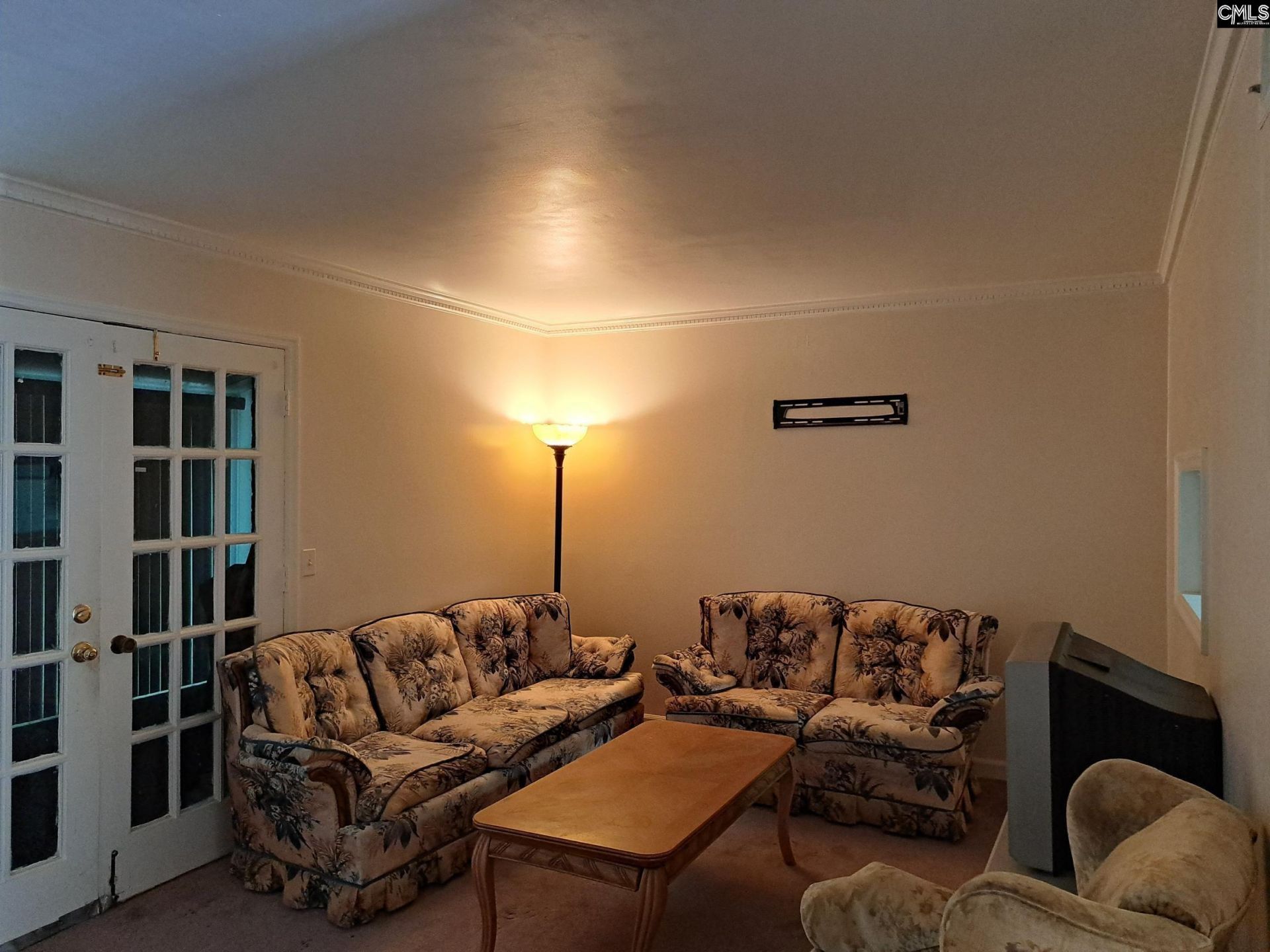 7602 Hunt Club Road  Photo 6