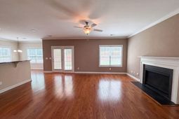 621 Gaelens Lane  photo 4