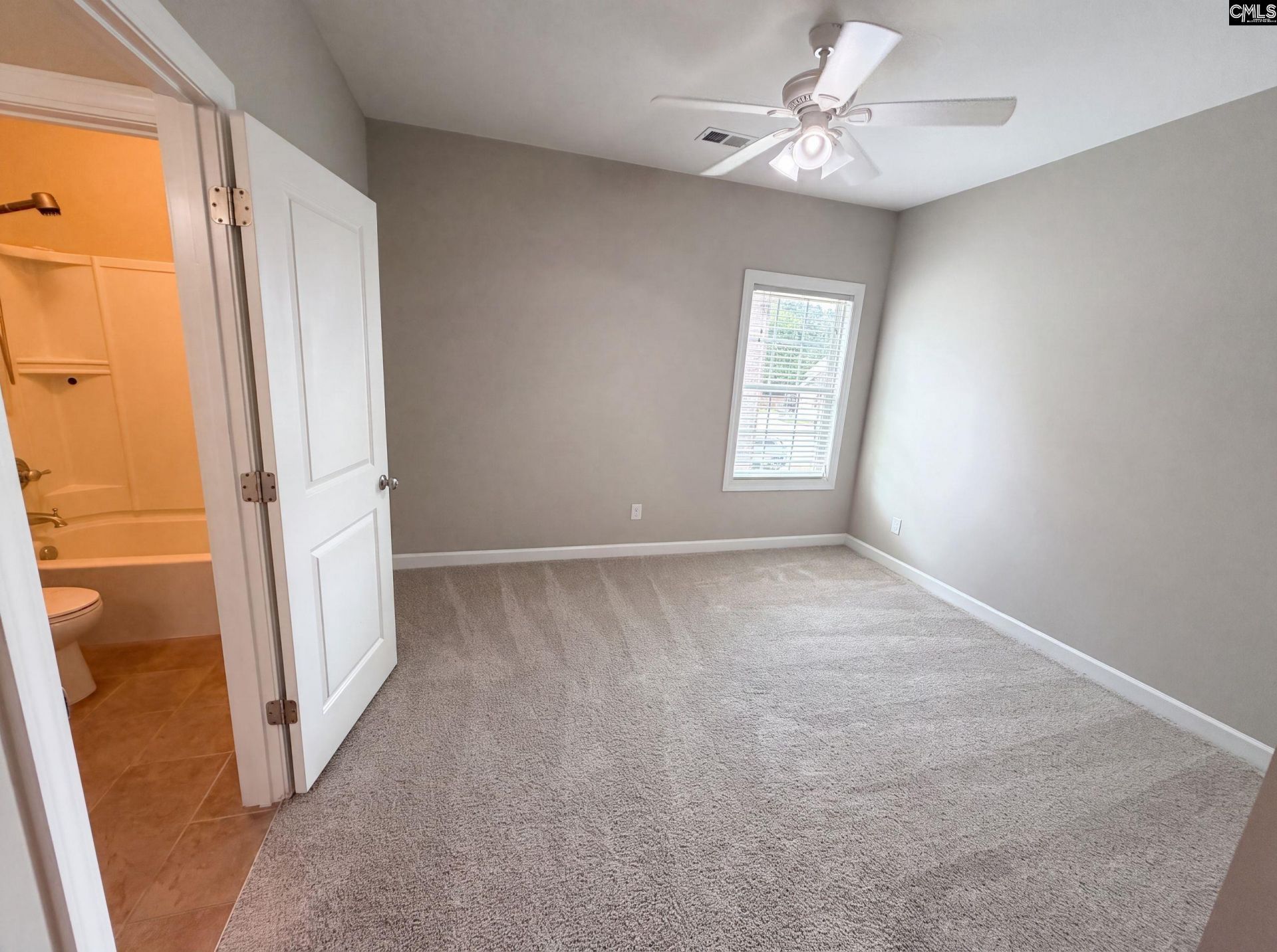 621 Gaelens Lane  Photo 4