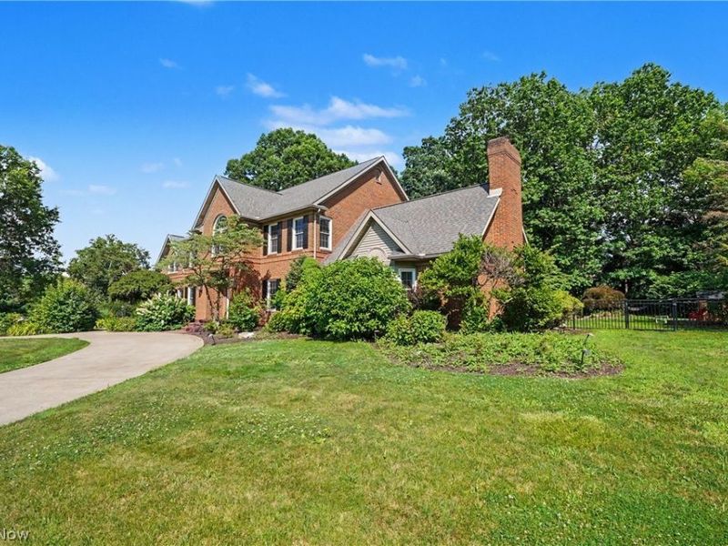 6550 Drake Street NW, Canton, OH 44718 Photo 2