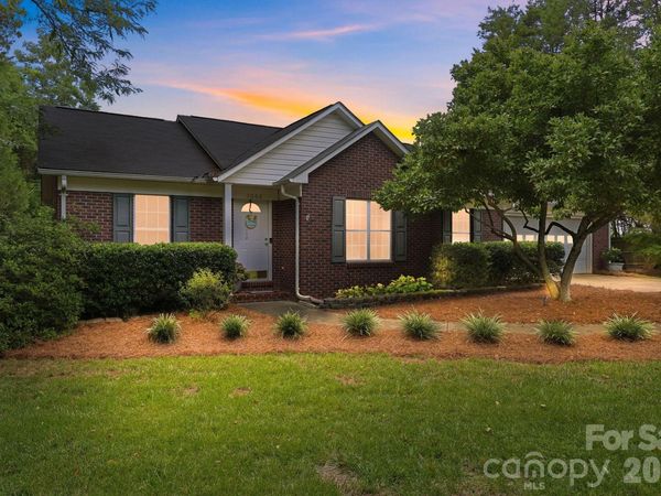 3008 Mooresville Road , Salisbury, NC 28147