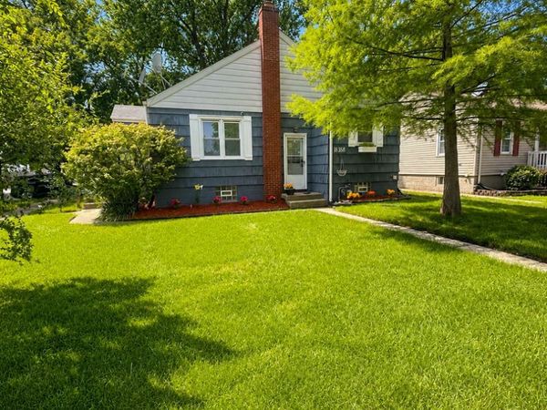 18358 Ridgewood Avenue , Lansing, IL 60438