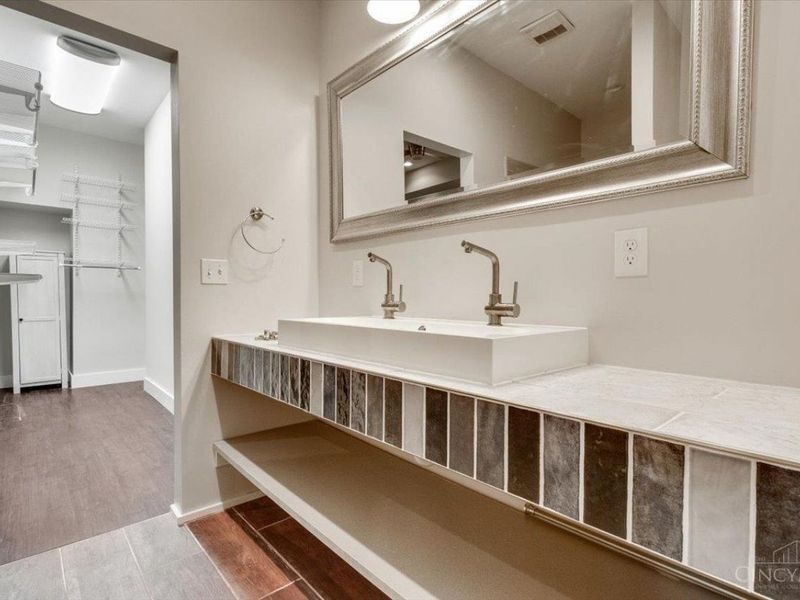 320 Seitz, Cincinnati, OH 45202 Photo 17