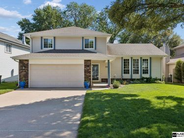 15567 Walnut Circle, Omaha, NE 68144