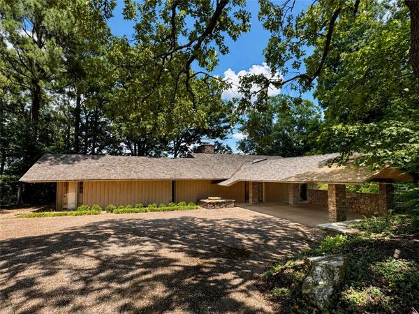 964 E Arlington Terrace , Fayetteville, AR 72701