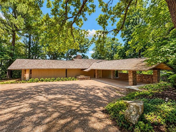 964 E Arlington Terrace, Fayetteville, AR 72701