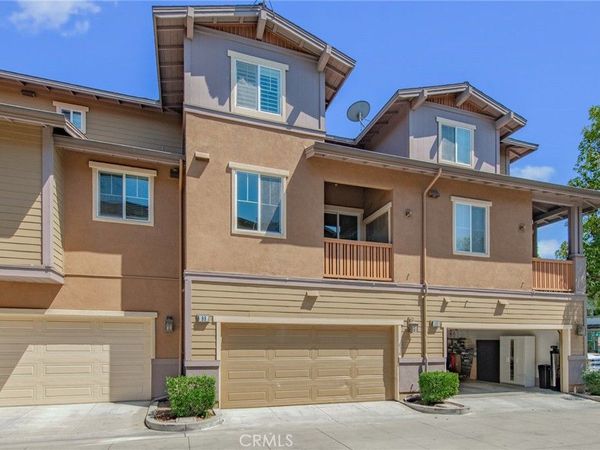 99 Liberty St , Tustin, CA 92782