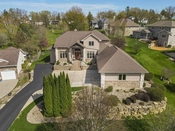 109 Greve Circle, Mount Horeb, WI 53572