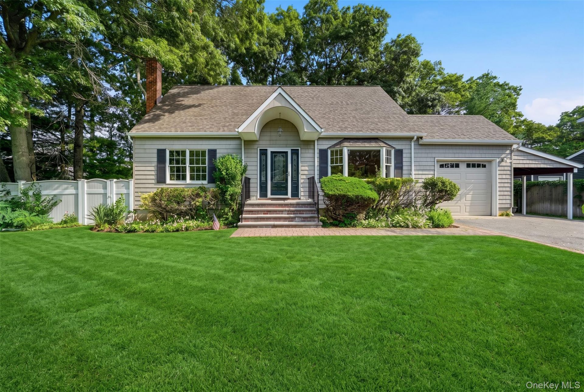 901 Liberty Street , Bohemia, NY 11716 Main Photo
