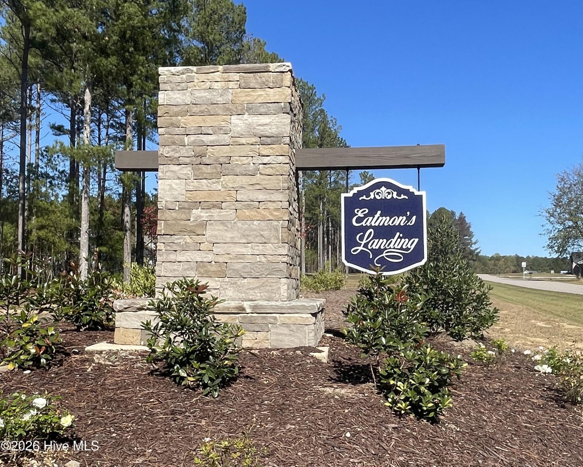 100 Birchtop Circle, Zebulon, NC 27597 Main Photo