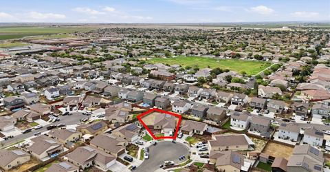392 Ingraham Ct, Los Banos, CA 93635 Photo