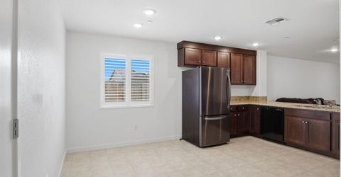 392 Ingraham Ct, Los Banos, CA 93635 Photo