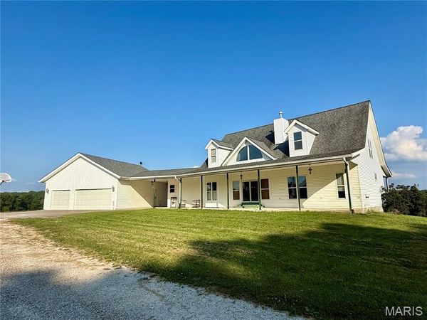 28875 Collins Lane , Jonesburg, MO 63351