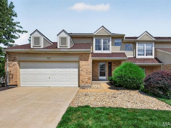17081 Sandalwood Creek Drive , Wildwood, MO 63038