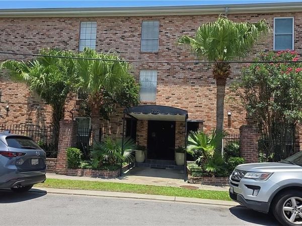 732 CHEROKEE Street , Unit 307, New Orleans, LA 70118