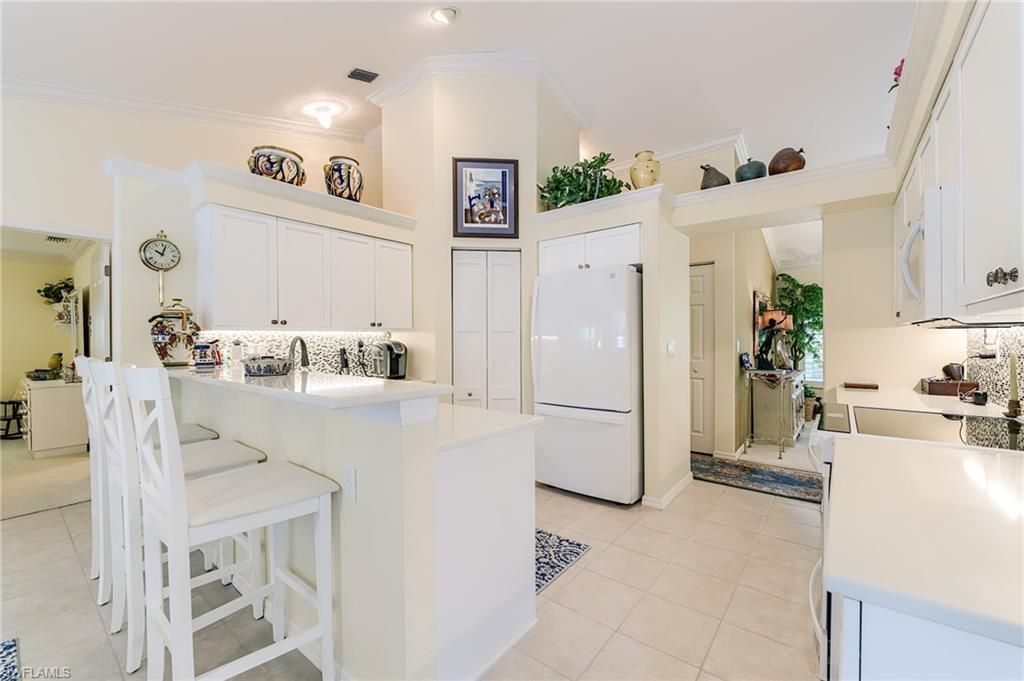 2059 Imperial Cir , Naples, FL 34110 Photo