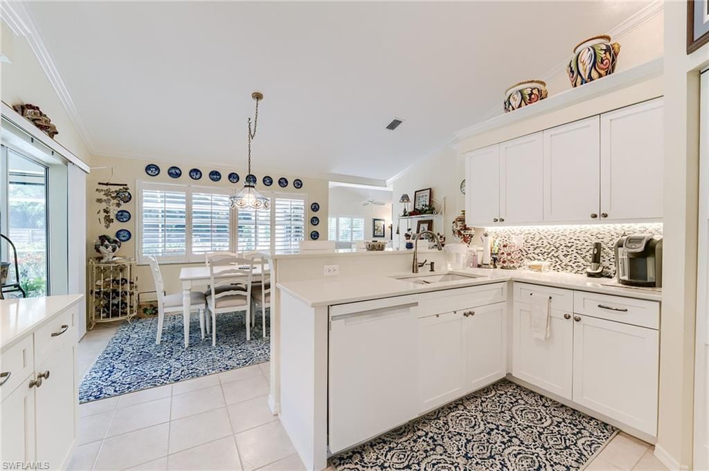 2059 Imperial Cir , Naples, FL 34110 Photo