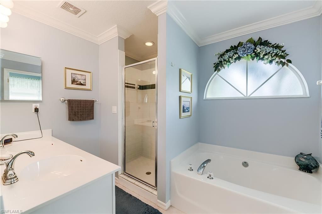 2059 Imperial Cir , Naples, FL 34110 Photo