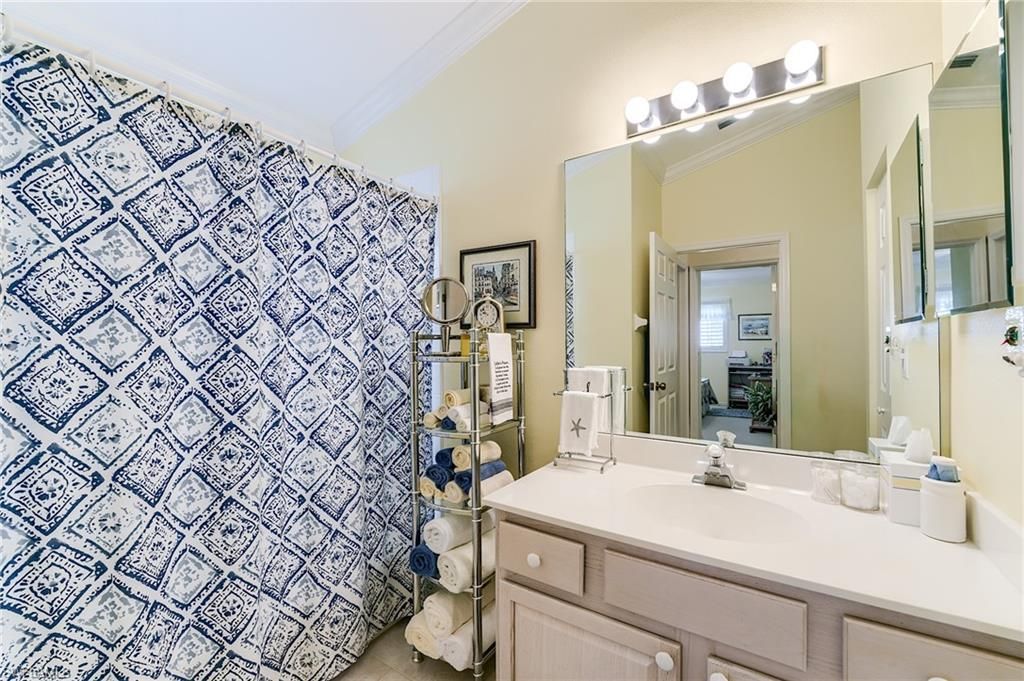 2059 Imperial Cir , Naples, FL 34110 Photo