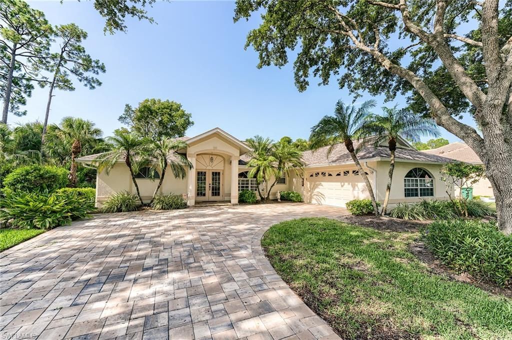 2059 Imperial Cir , Naples, FL 34110 Photo