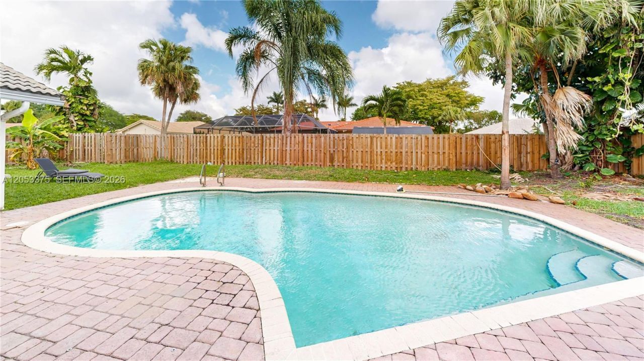 251 NW 92nd Ave , Coral Springs, FL 33071 Photo