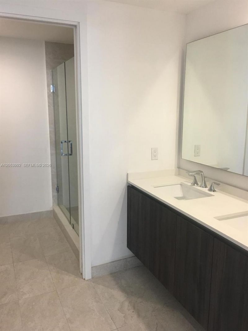 488 NE 18 St , Unit 809, Miami, FL 33132 Photo