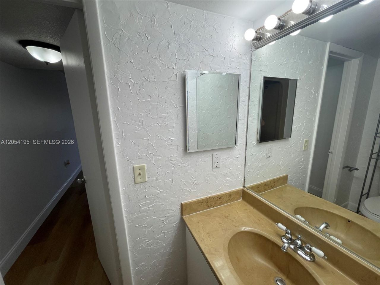 16220 NW 2nd Ave , Unit 312, Miami, FL 33169 Photo