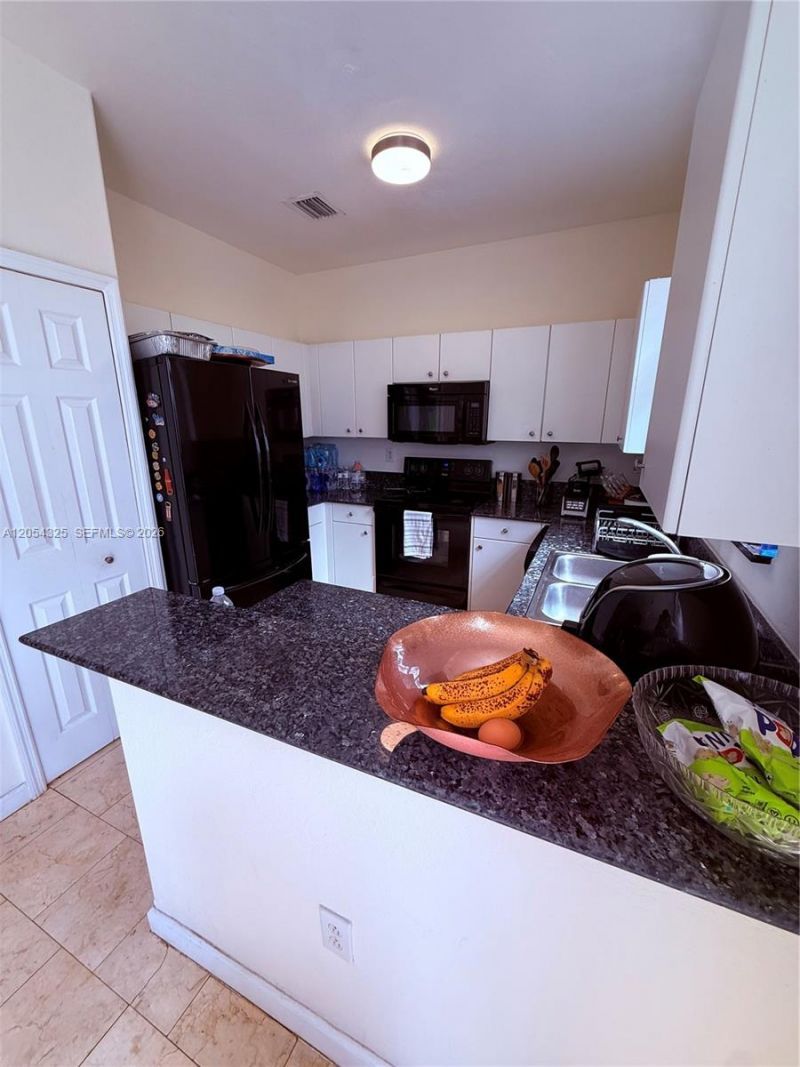 7950 NW 108th Pl , Doral, FL 33178 Photo