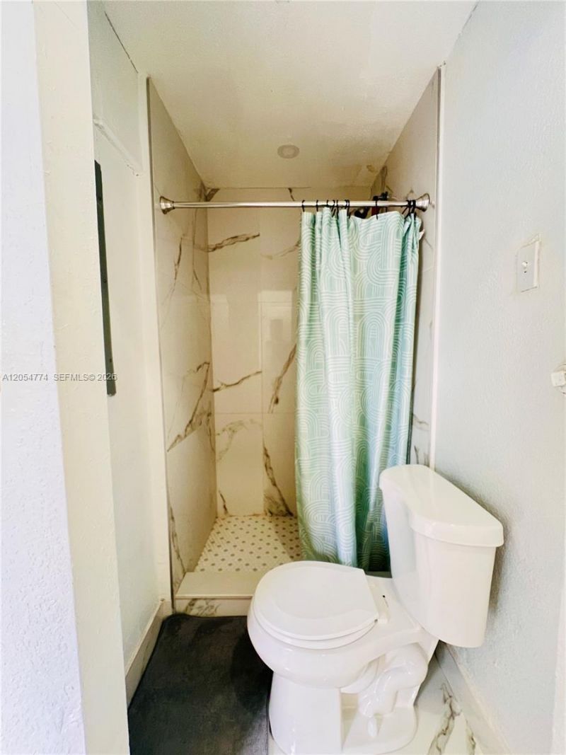 2001 SW 85th Ave, North Lauderdale, FL 33068 Photo