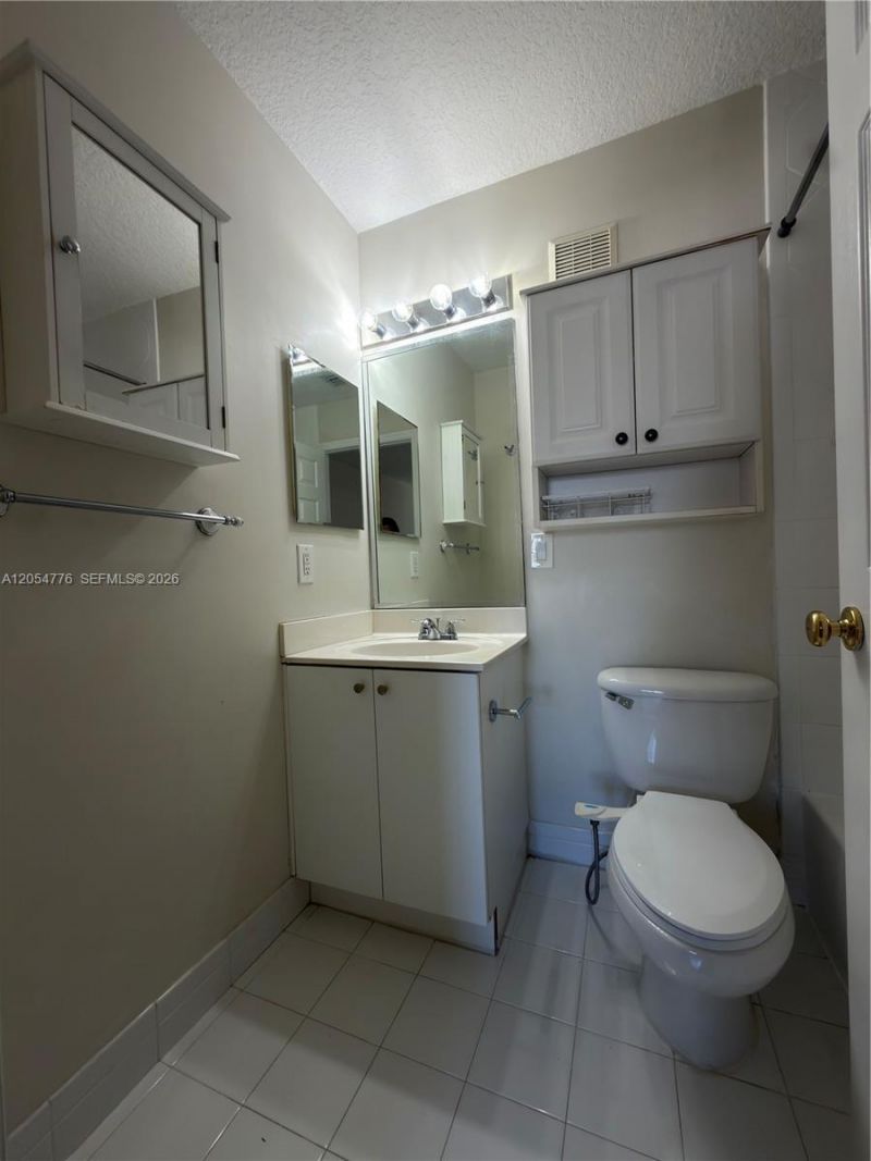 5707 NW 114th Ct, Unit 107, Doral, FL 33178 Photo