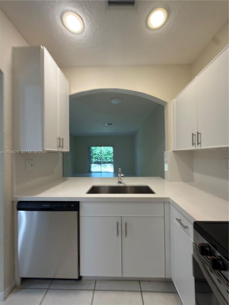 5707 NW 114th Ct, Unit 107, Doral, FL 33178 Photo