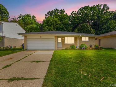 14630 Rice Drive, Sterling Heights, MI 48313