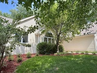 13273 Weatherfield Way Roscoe, IL 61073