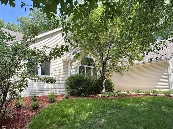 13273 Weatherfield Way, ROSCOE, IL 61073