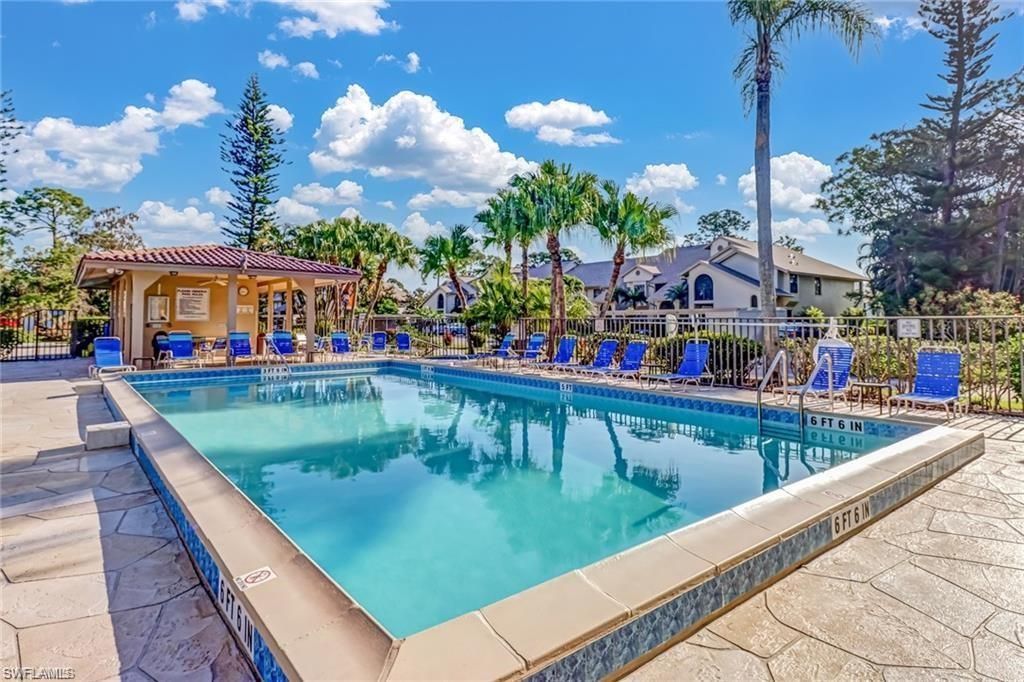 192 Fox Glen Dr, Unit 2-192, Naples, FL 34104 Photo