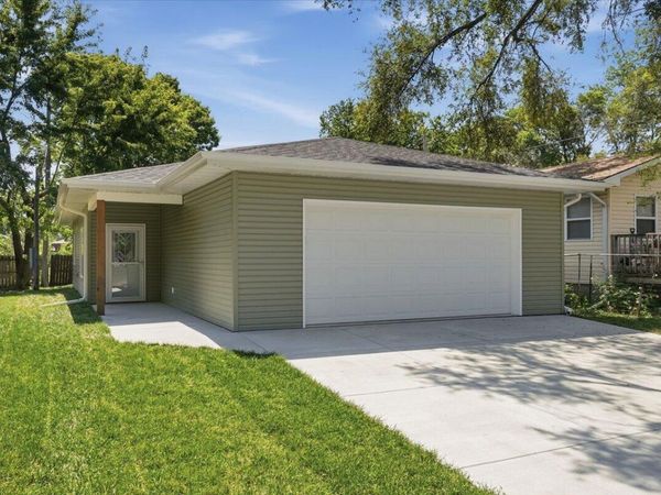 106 OSAGE Street, COUNCIL BLUFFS, IA 51501