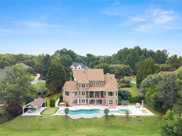 15884 Meadow King Court , Milton, GA 30004
