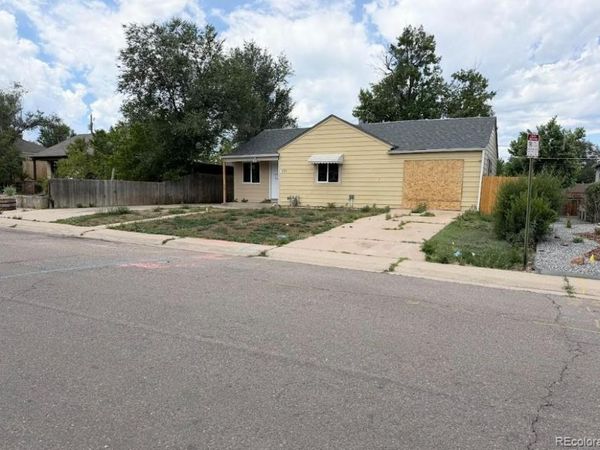 1635 S Quivas Street, Denver, CO 80223